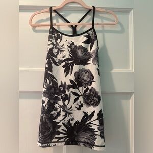 Lululemon Practice Daily Tank Top - Black Floral Brisk Print